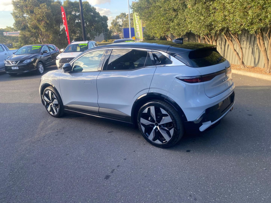2024 Renault Megane E-Tech XCB Techno EV60 Hatch Image 5