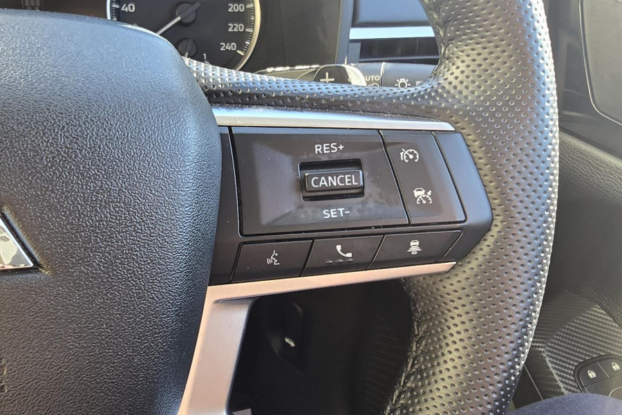 2021 MY22 Mitsubishi Outlander ZM LS SUV Image 17