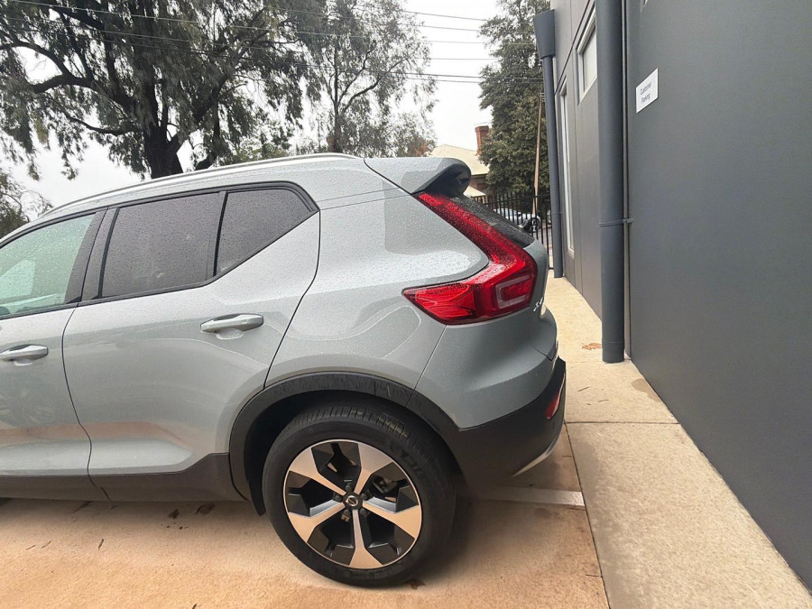 2025 MY26 Volvo XC40 XZ Plus B4 SUV Image 20