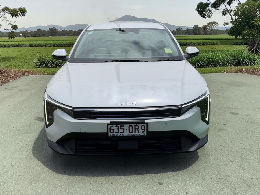 2025 Kia K4 CL4m Sport Sedan Image 2