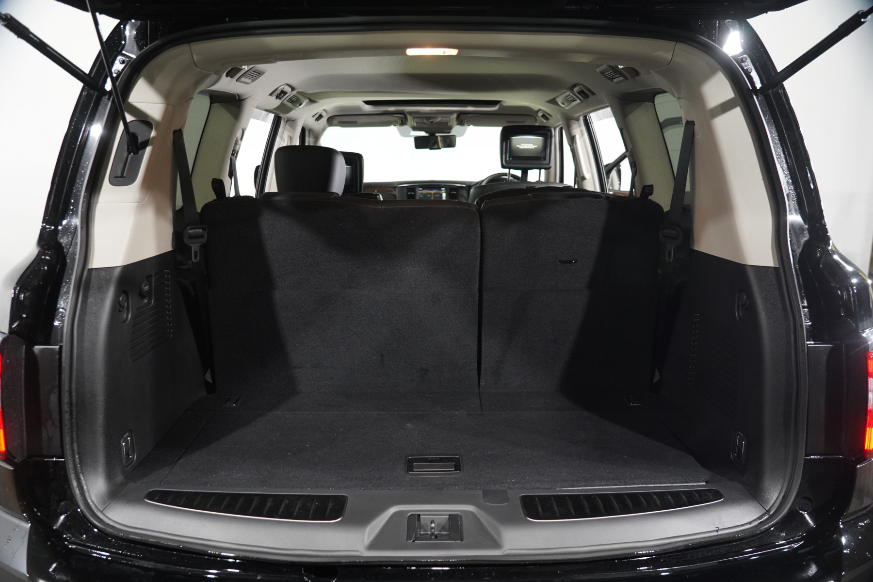 2024 Nissan Patrol Ti-L (4x4) SUV Image 34