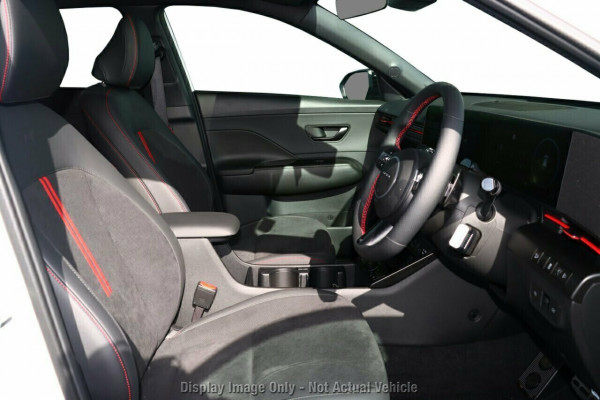 2025 Hyundai KONA SX2.V2 Premium N Line SUV Image 5