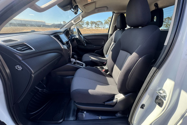 2022 MY23 Mitsubishi Triton MR GLX+ Ute Image 13