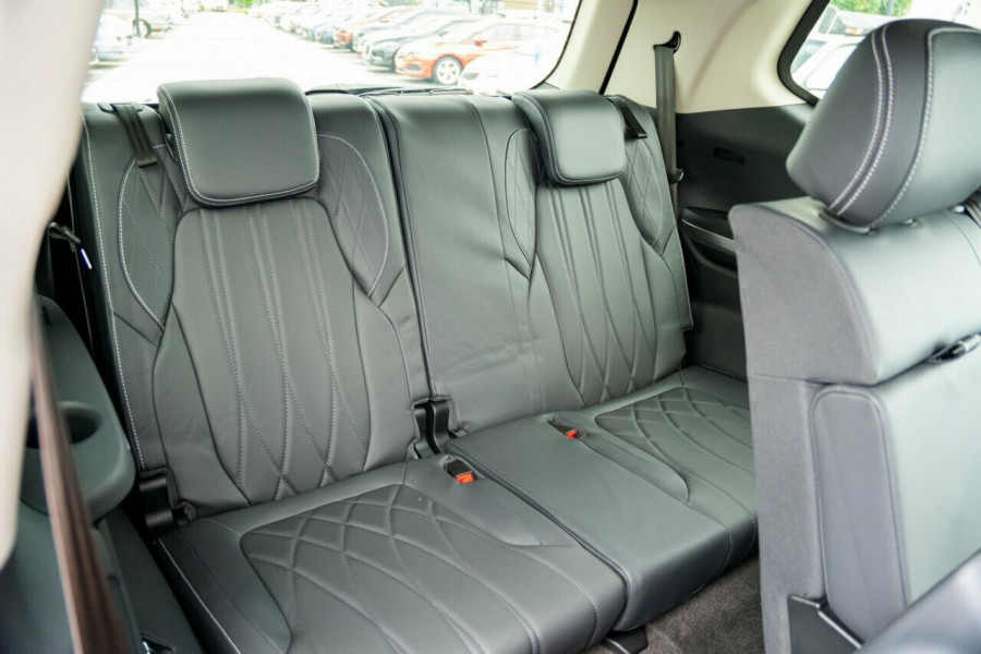2025 LDV D90 SV9A Executive SUV Image 10