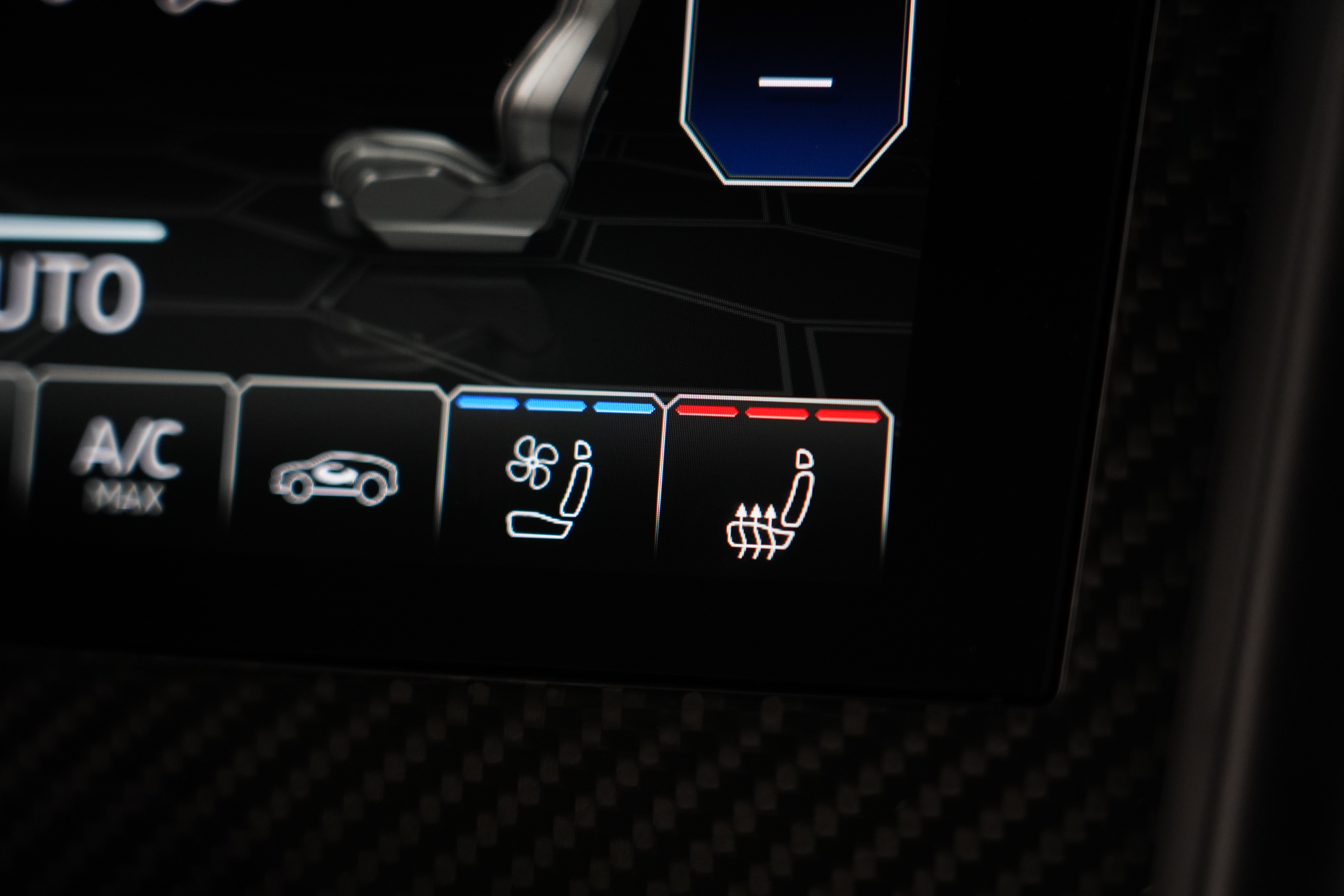 2022 Lamborghini Urus SUV Image 44