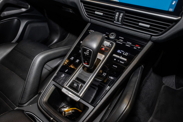 2019 MY20 Porsche Cayenne SUV image 17