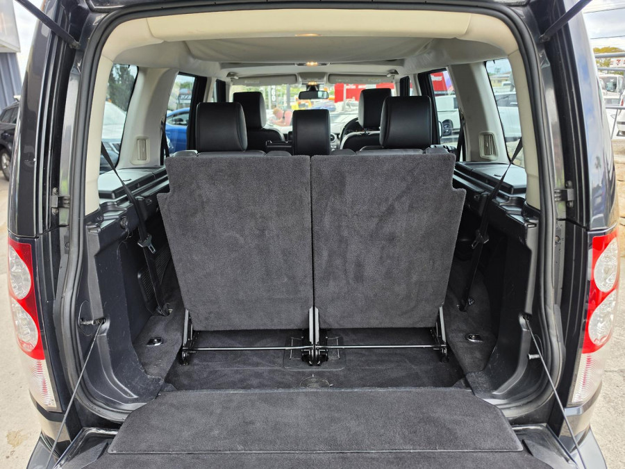 2013 Land Rover Discovery Sport Series 4 HSE SUV Image 16