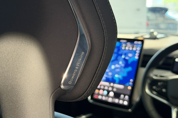2026 Volvo EX90  Ultra Twin Motor Performance SUV Image 11