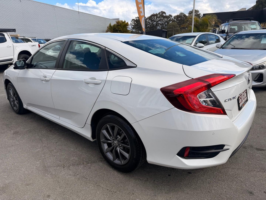 2019 Honda Civic 10th Gen VTi-S Sedan Image 10