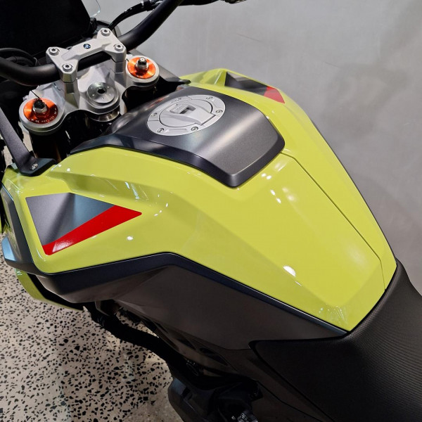2024 MY25 BMW F 900 GS Enduro F 900 image 12
