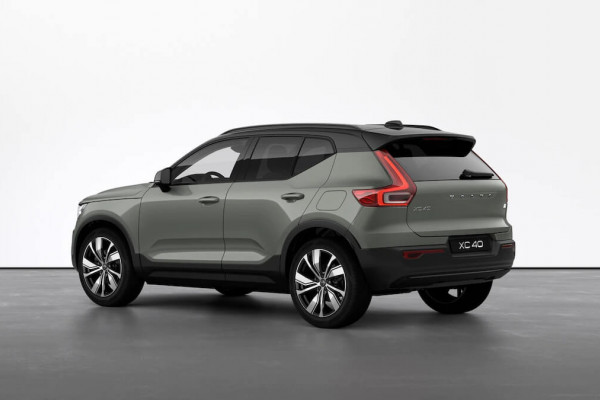 2022 Volvo XC40 Recharge Pure Electric Suv Image 3