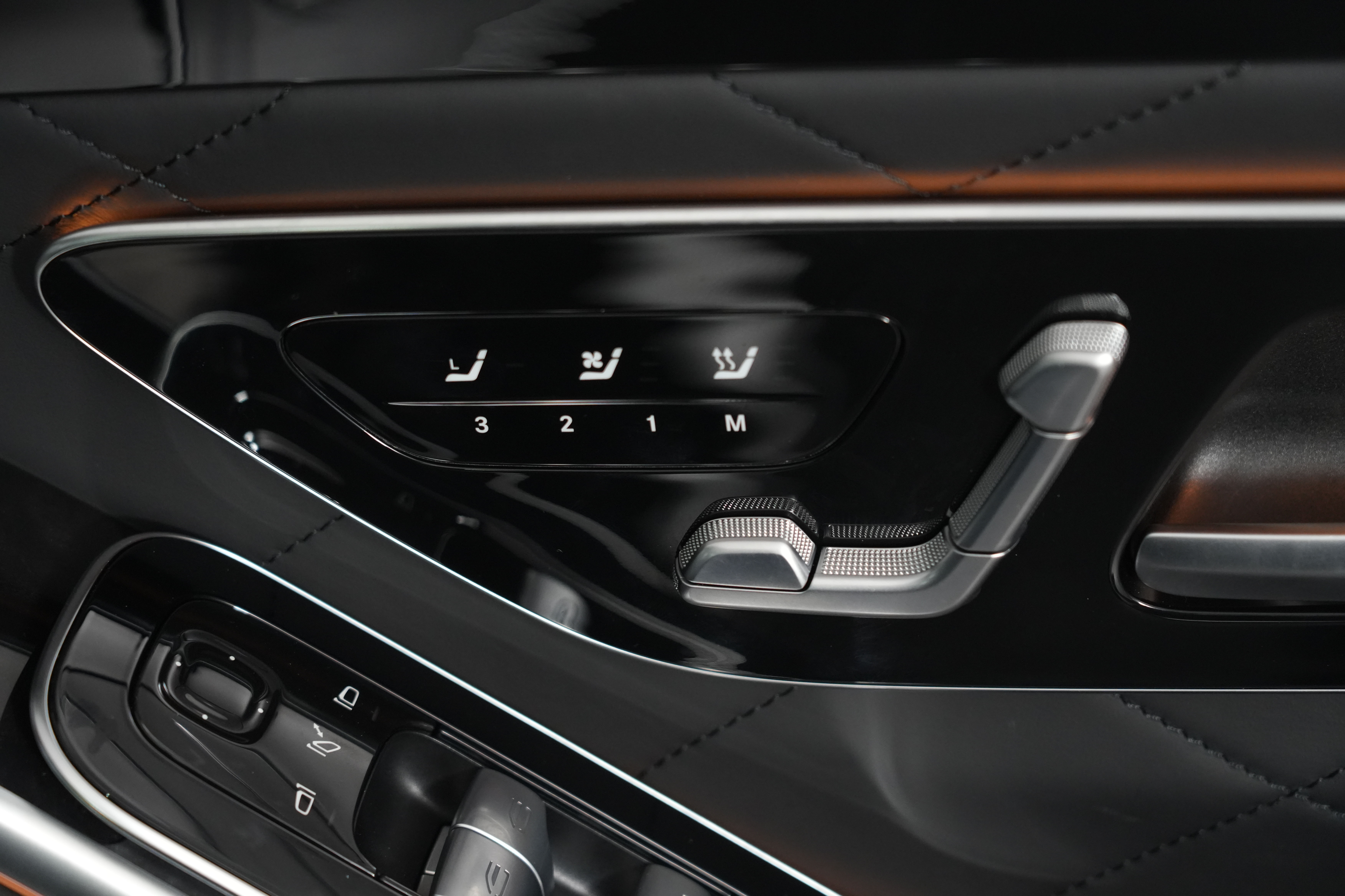 2025 Mercedes-Benz S450 4matic Sedan Image 44