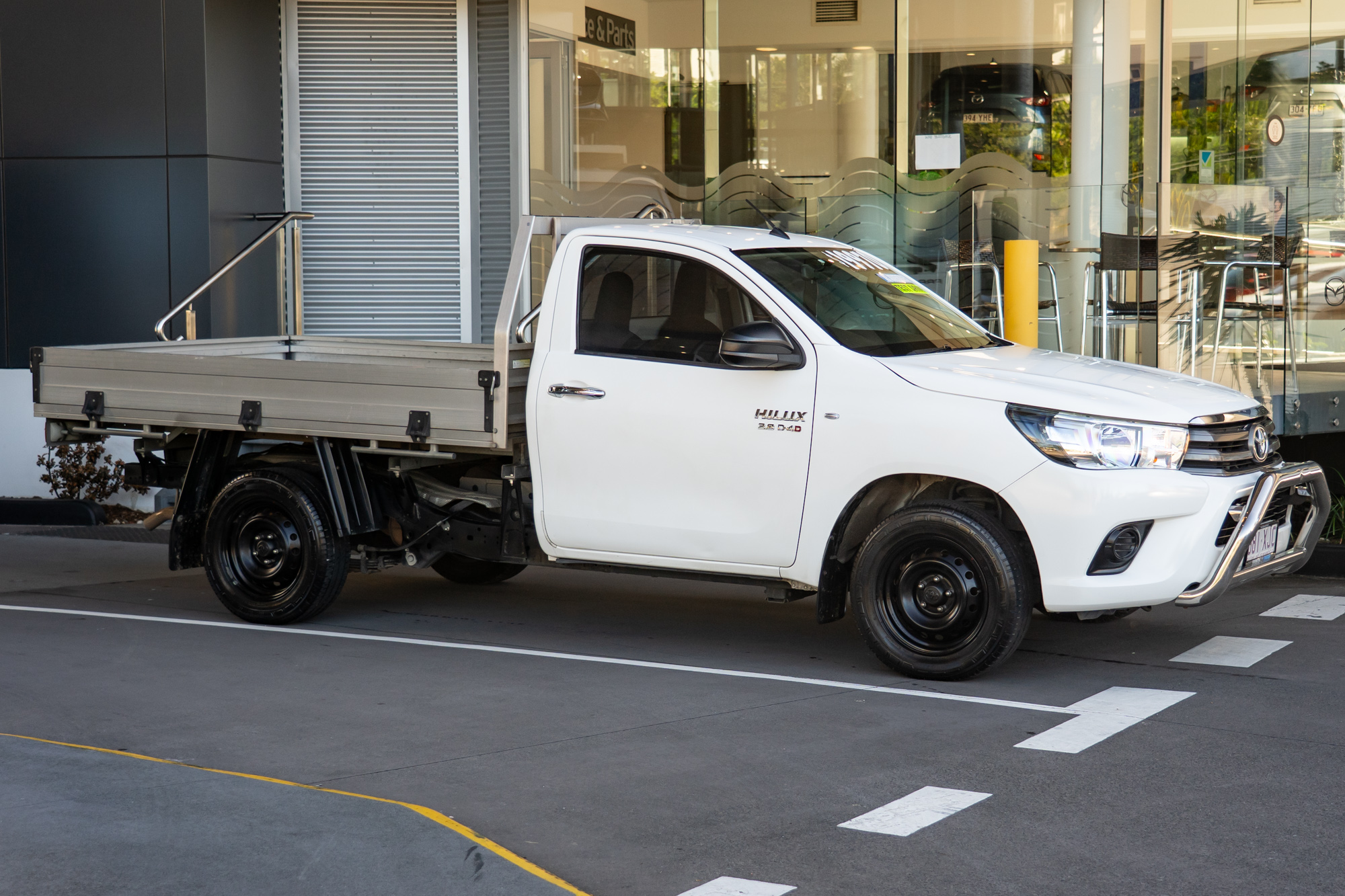 2017 Toyota HiLux SR Cab Chassis Image 3
