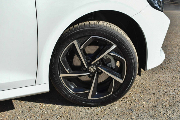2024 MG MG5 AP32 Essence Sedan