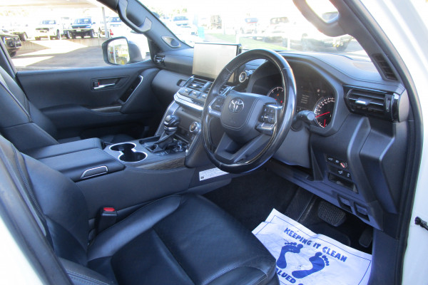 2021 Toyota LandCruiser 5E55190D0 Sahara Wagon Image 9