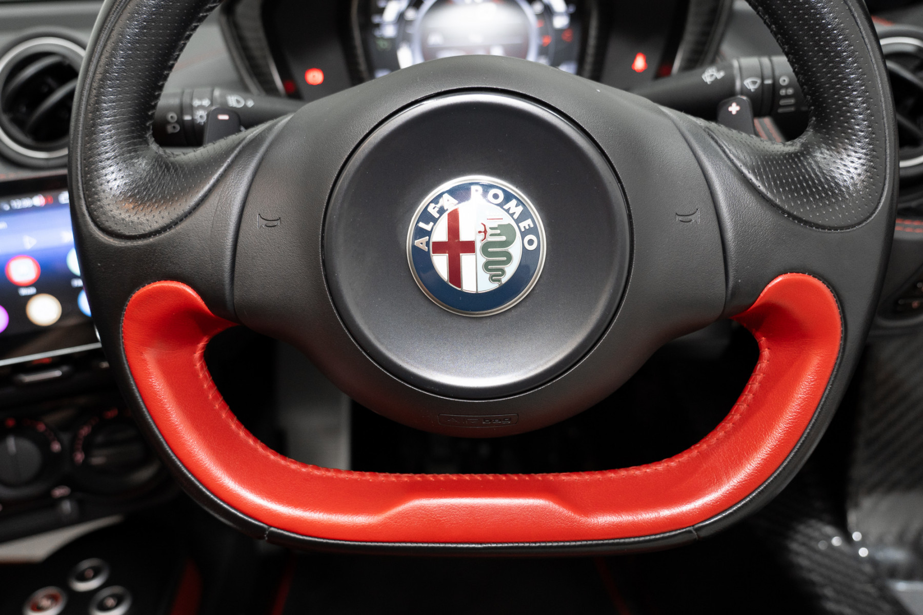 2016 Alfa Romeo 4c Spyder Convertible Image 9