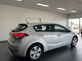 2015 Kia Cerato YD S Hatchback