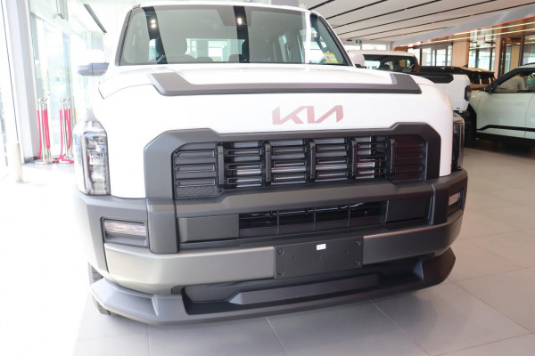2025 MY26 Kia Tasman TK SX Cab Chassis Image 3