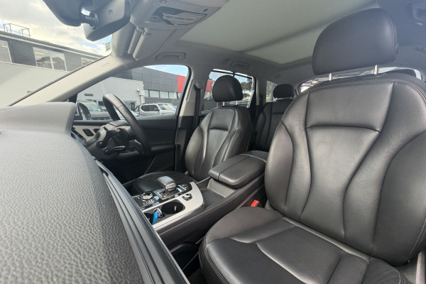 2018 MY19 Audi Q7 4M 45 TDI SUV Image 13