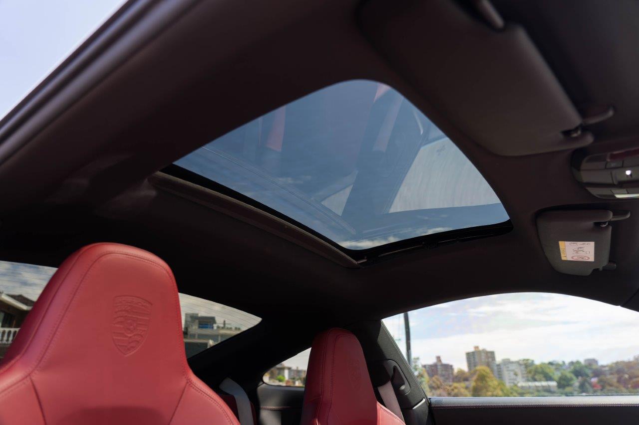 2019 Porsche 992 Carrera S Coupe Image 7