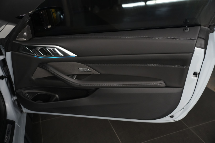2024 BMW M4 Competition X-Drive Coupe Image 33