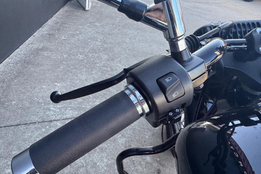 2018 MY17 Yamaha V-Star XVS650A Classic V-Star Image 17