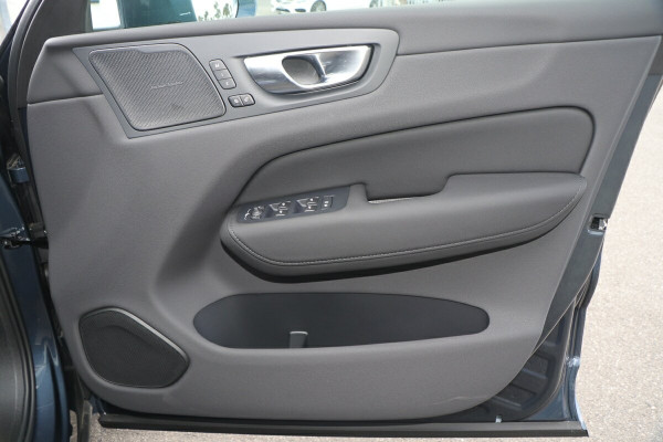 2026 Volvo XC60 UZ Plus B5 Bright SUV Image 5