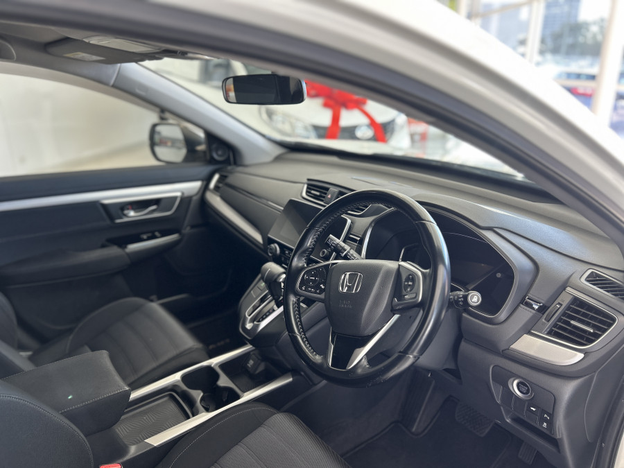 2017 MY18 Honda CR-V RW VTi-S SUV Image 6