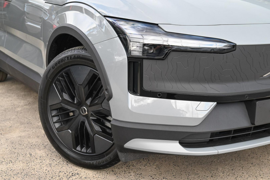 2026 MY27 Volvo EX30 Cross Country  P8 SUV Image 21