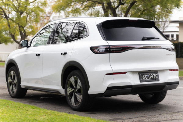2026 MY27 Geely EX5 E245 Inspire Extended Range SUV Image 2