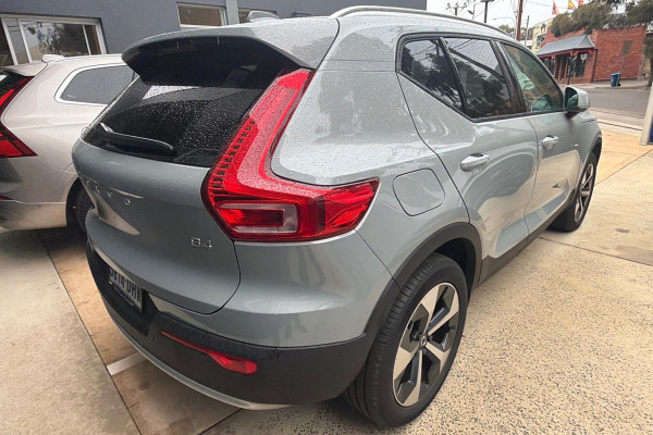 2025 MY26 Volvo XC40 XZ Plus B4 SUV Image 5