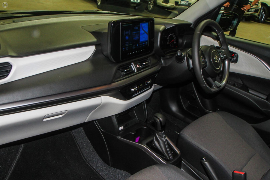 2026 Suzuki Swift UZ Hybrid GLX Hatch Image 7