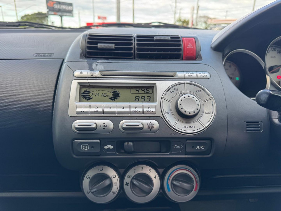 2007 Honda Jazz GD GLi Hatch Image 16