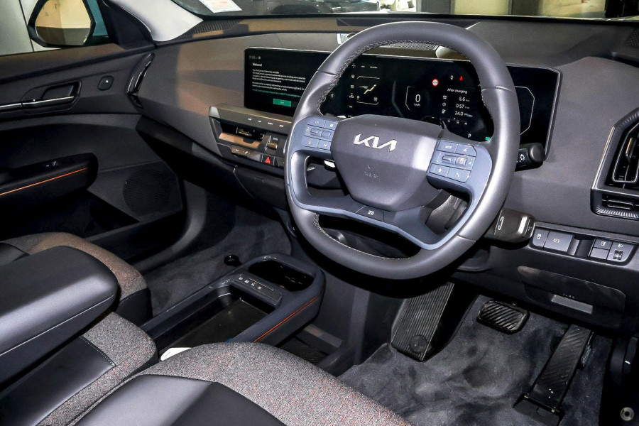 2026 Kia EV5 OVc Air Standard Range SUV Image 6
