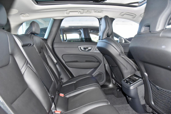2025 MY26 Volvo XC60 UZ Ultra B5 Dark SUV Image 7