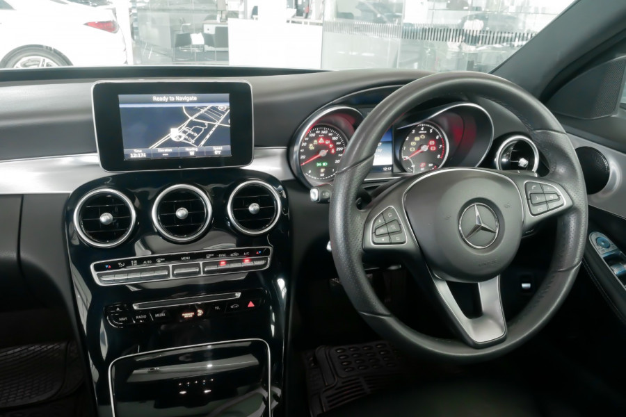 2017 MY17.55 Mercedes-Benz C-Class W205 C250 Sedan Image 31