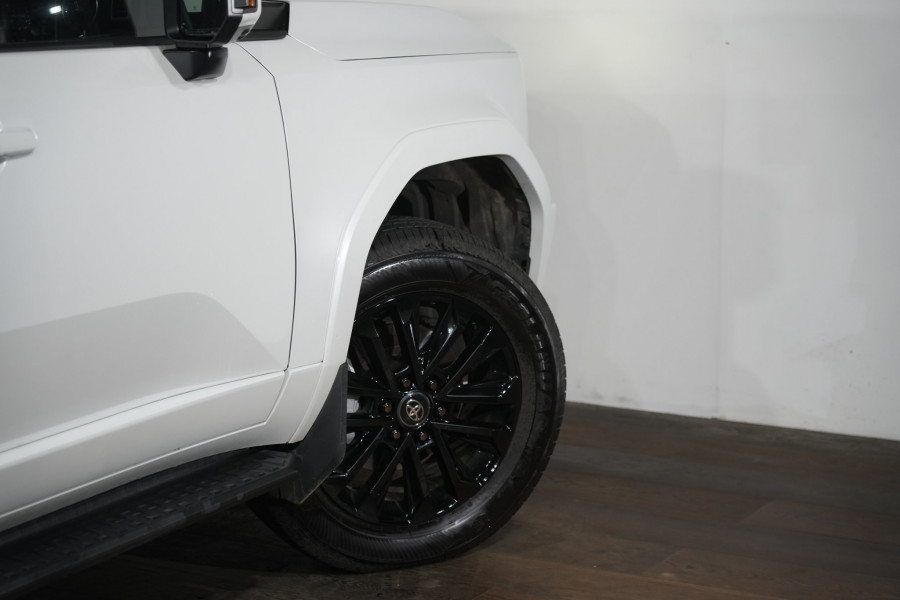 2026 Toyota LandCruiser Prado VX SUV Image 10