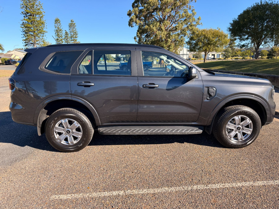 2025 MY25.25 Ford Everest UB Ambiente SUV Image 11