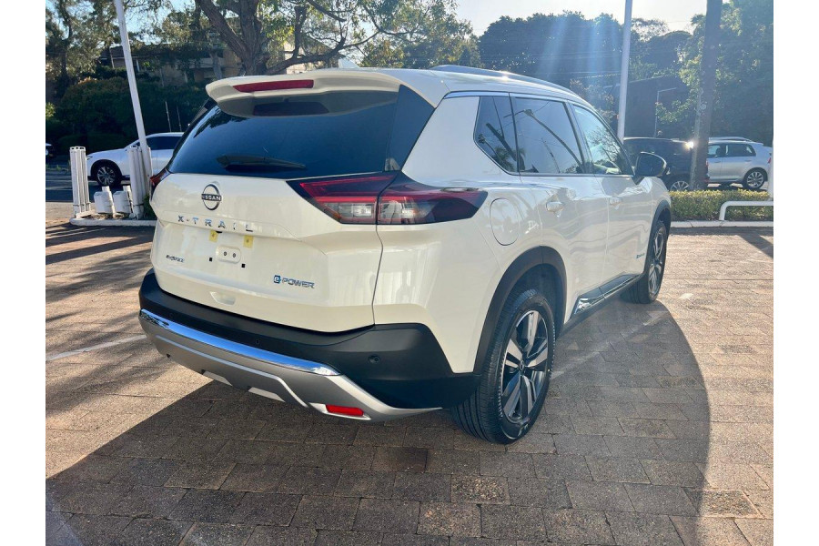 2025 Nissan QASHQAI J12 Ti-L e-POWER SUV Image 7