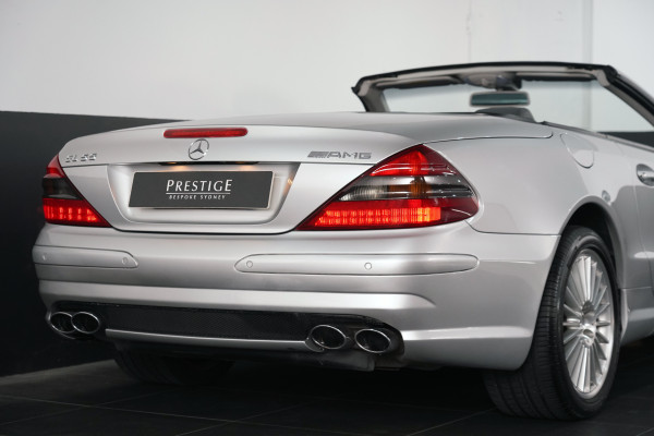 2003 Mercedes-Benz SL 55 AMG Convertible Image 16