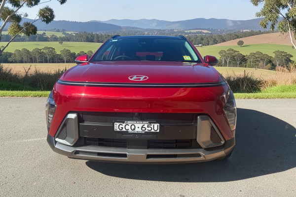 2025 MY26 Hyundai KONA SX2.V3 Premium SUV Image 2