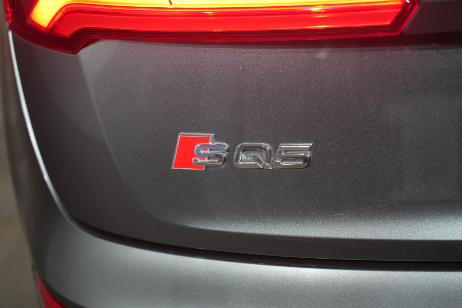 2018 Audi SQ5 FY  SUV Image 9