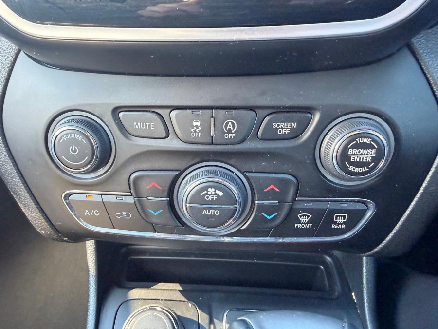 2022 Jeep Cherokee KL S-Limited SUV Image 23