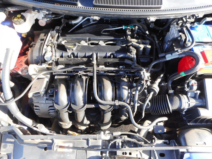 2012 Ford Fiesta WT LX Hatchback Image 20