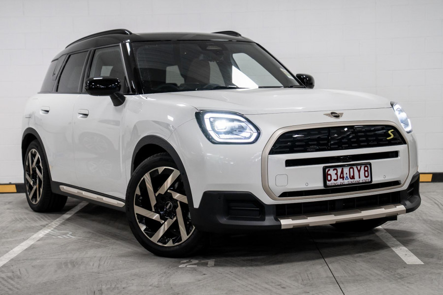 2026 MINI Countryman U25 SE Favoured SUV