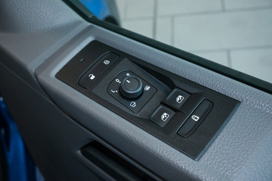 2024 Volkswagen Transporter T6.1 LWB Van Image 10