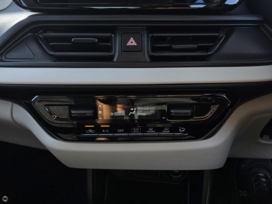 2025 Suzuki Swift UZ Hybrid Hatch Image 20