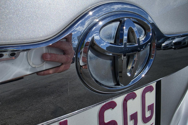 2012 Toyota Camry ASV50R Atara SL Sedan Image 13