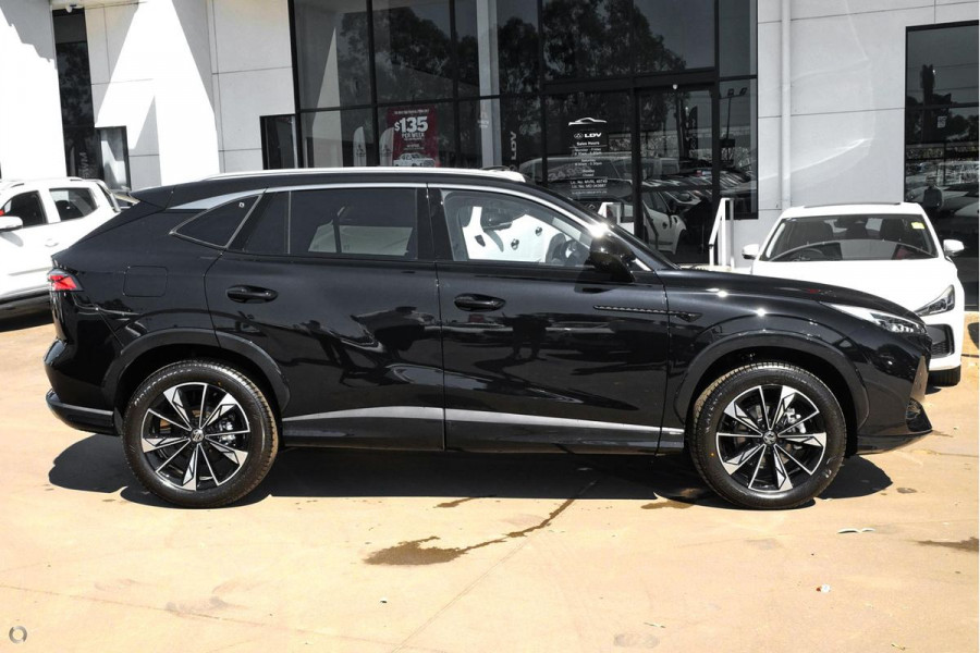 2025 MG HS AS33 Essence SUV Image 6