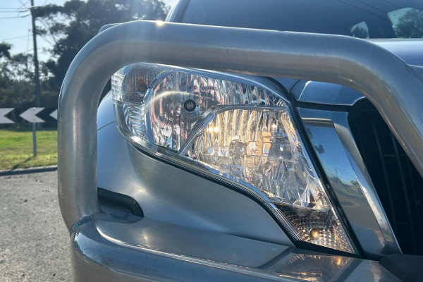 2014 Toyota LandCruiser Prado GDJ150R GXL SUV Image 11